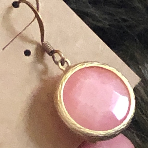 Genuine faceted pink quartz stone dangle earrings - Picture 3 of 6